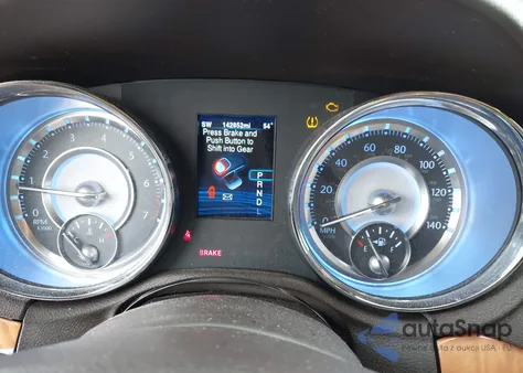 2013 Chrysler 300C z USA, uszkodzony, nr VIN 2C3CCAEG1DH644130